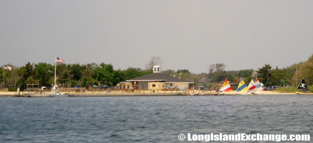 Amityville Yacht Club