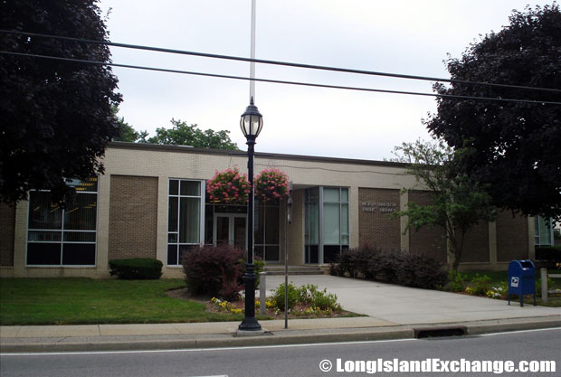 North Babylon Library