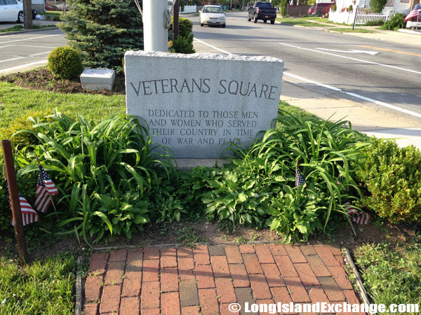 War Veterans Square, Hempstead Turnpike