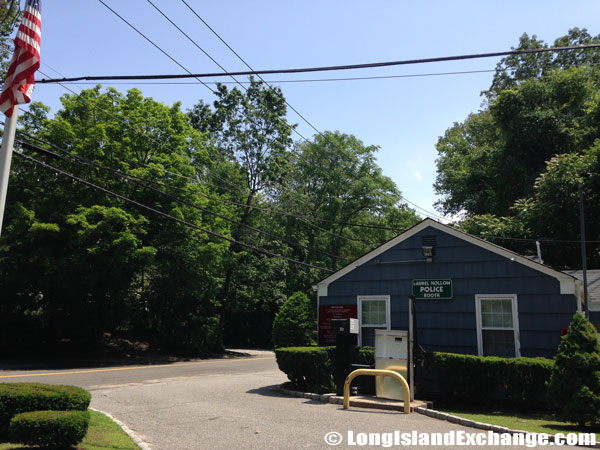 Laurel Hollow Police Booth