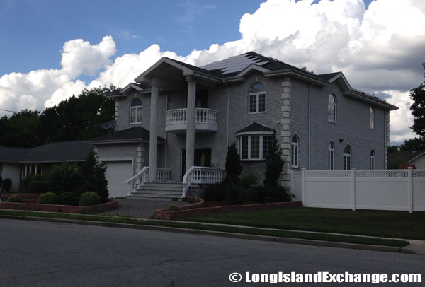 North Valley Stream House