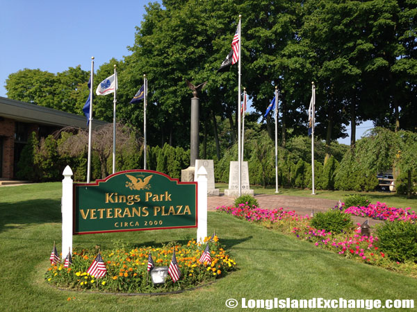 Kings Park Veterans Plaza Summer