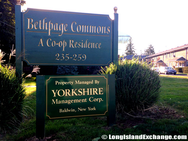 Bethpage Commons Condos