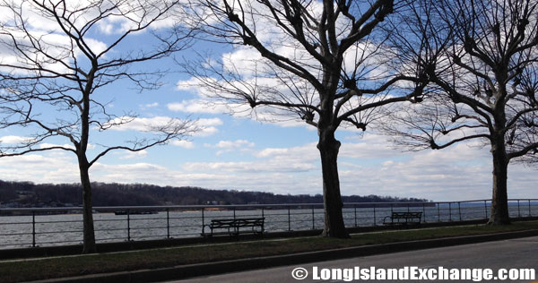 Shore Road in Sea Cliff