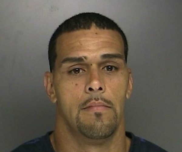 Suffolk County Police yesterday arrested Alexander Rivera, 35,a Central Islip man, for attempting to set three vehicles on fire in the parking lot of a bar ... - ALEXANDER-RIVERA