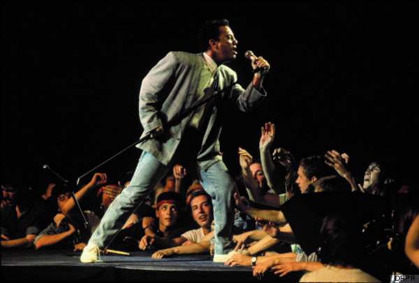 Billy Joel on stage in Russia credit Neal Preston