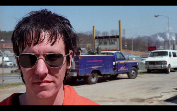 Elliot Smith on tour circa 1998 credit Heaven Adores You