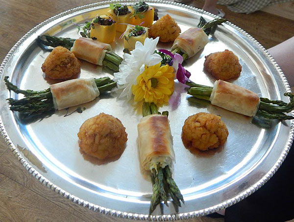 ARF---canapes2
