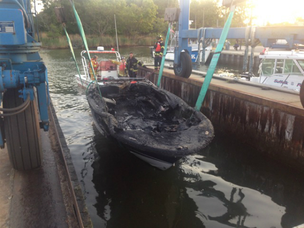 Boat fire 6