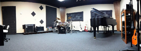studio001